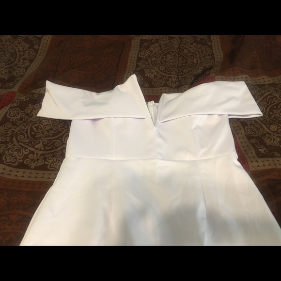 XL Off-Shoulder White Bodycon Midi Dress - Picture 4 of 5